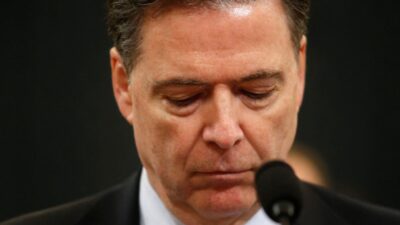 Eski fbi direktoru comey e trump a yonelik tehdit i ddiasiyla dava acildi 67337