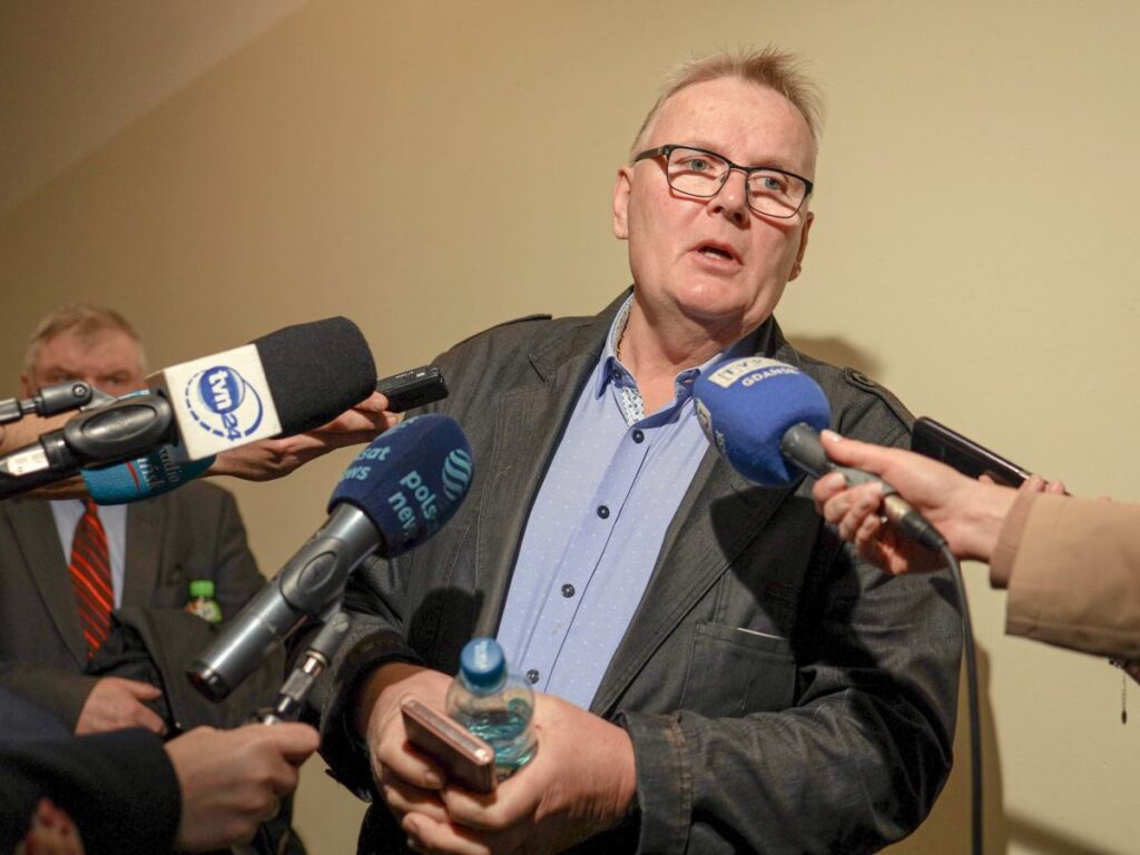 eski senator bonkowski nin hayvanlara yonelik zulmu sonrasi cezasi kesinlesti 65243