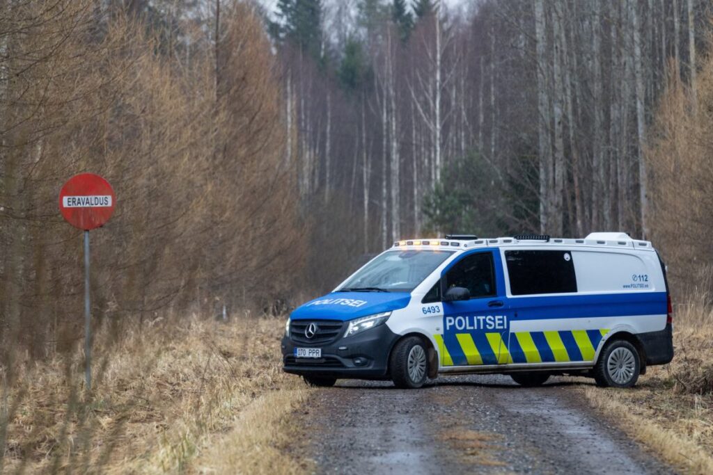 estonya rusya sinirinda radar kuleleri ve guvenlik yolu i nsa ediyor 63360