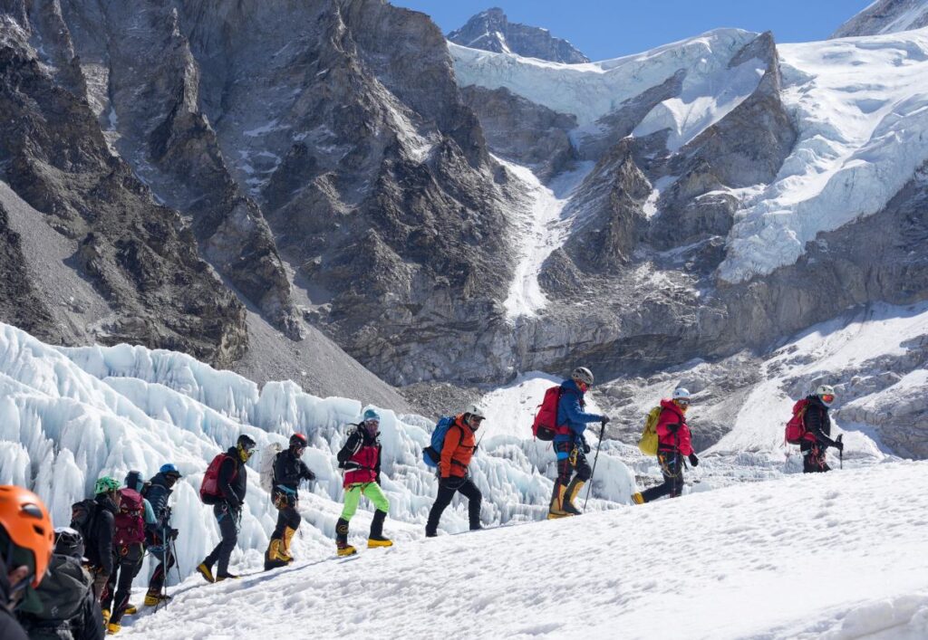 everest te buzul engeli ve kurtarma dolandiriciligi i ddialari 65782