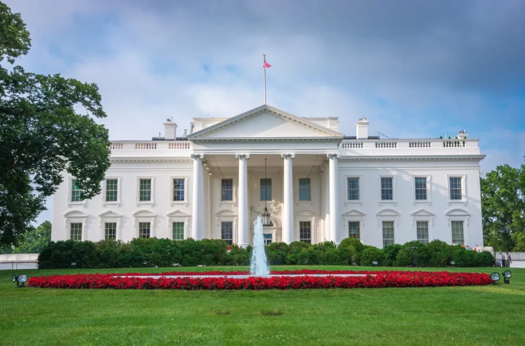 fbi raporu aciklandi trump i ran tehdidini kucumsedi 59580