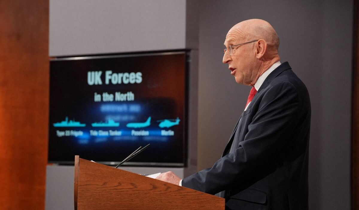 İngiltere, rus denizaltılarını kuzey denizi'nde takip etti 1 I ngiltere rus denizaltilarini kuzey denizi nde takip etti 60142