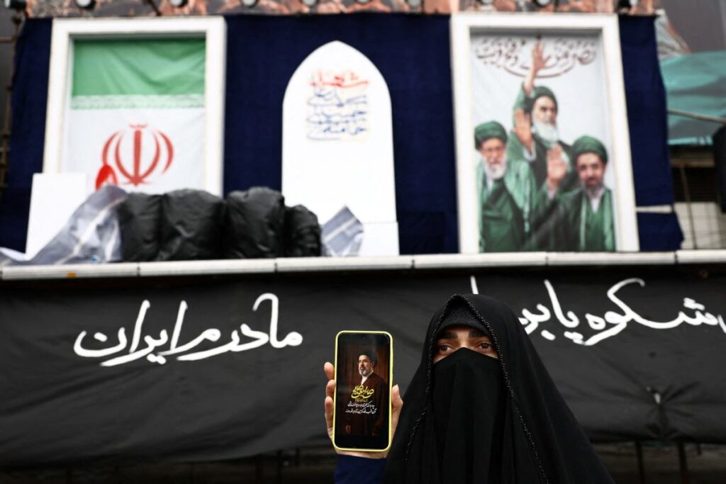 i ran a yonelik askeri tehditler artiyor trump tan net mesaj camenei den karsilik 59191