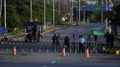 I ran abd nin baris teklifine sartli yanit verdi 66323