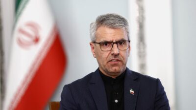 I ran abd nin tutumunu diplomasinin ciddiyetine aykiri buluyor 63694