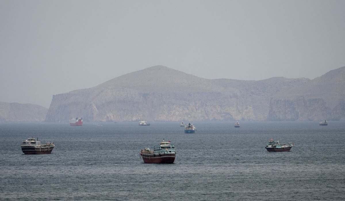 I ran devrim muhafizlari tarafindan ele gecirilen konteyner gemileri uluslararasi gerginligi artirdi 65779