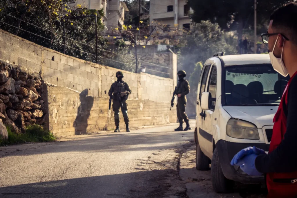 i srail askerinin lubnan da i sa heykelini yikmasi uluslararasi tepkilere yol acti 63706