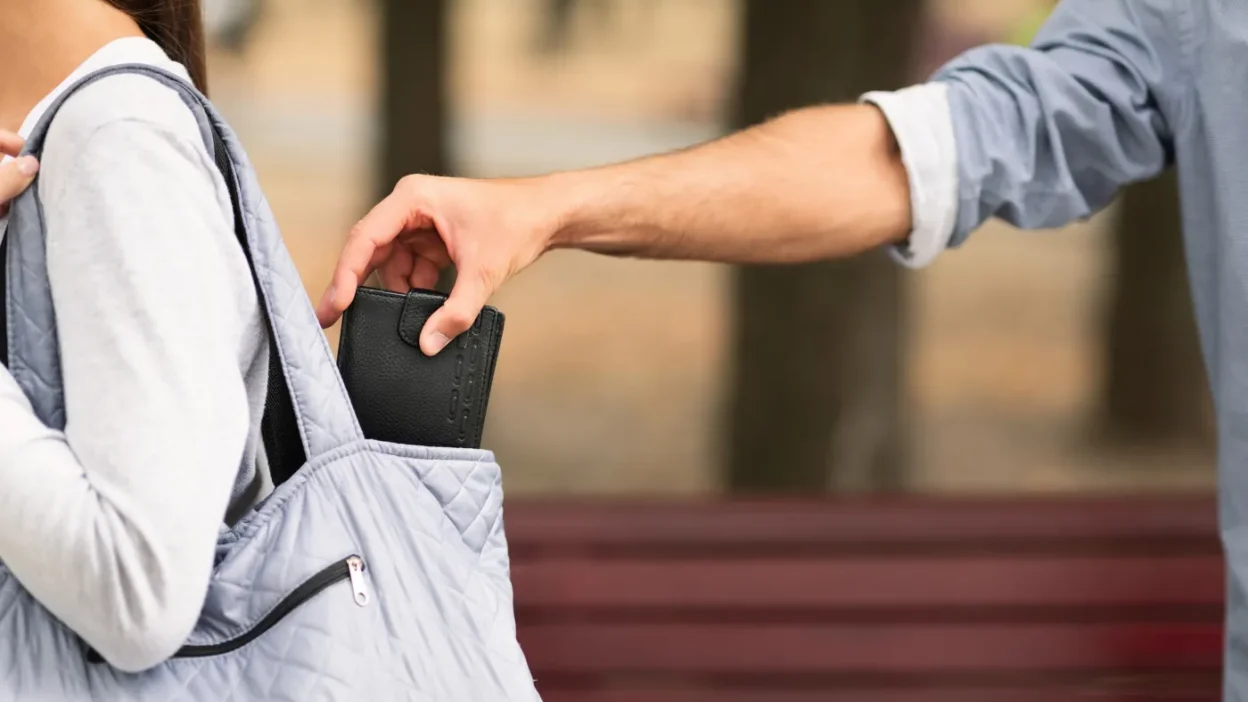 I talya da artan hirsizliklar karsisinda polonya konsoloslugu uyariyor 67511