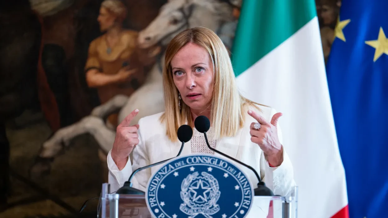 I talya i srail ile savunma anlasmasini askiya aldi 61863