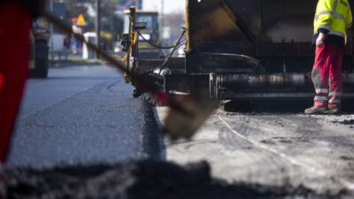 Idzikowskiego caddesi nde yol calismasi hafta sonu trafige kapali 65502