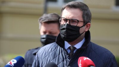 Londra'da kuczmierowski i̇adesi süreci yeni bir erteleme ile karşılaştı 3 Londra da kuczmierowski i adesi sureci yeni bir erteleme ile karsilasti 61256