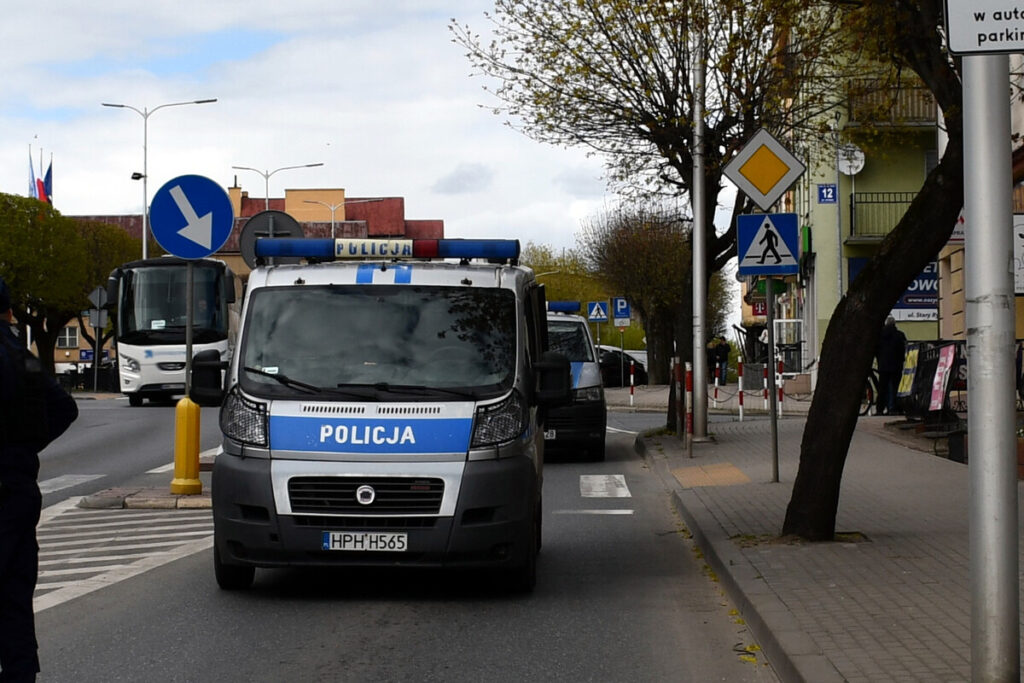 M awa da trafik kazasi i ki genc kiz yaralandi 67415