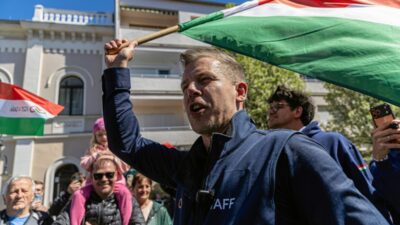 Macaristan seçimleri: tisza ve fidesz arasında sıkı yarış, kararsız oy kullanıcıları belirleyici olacak 4 Macaristan secimleri tisza ve fidesz arasinda siki yaris kararsiz oy kullanicilari belirleyici olacak 60545