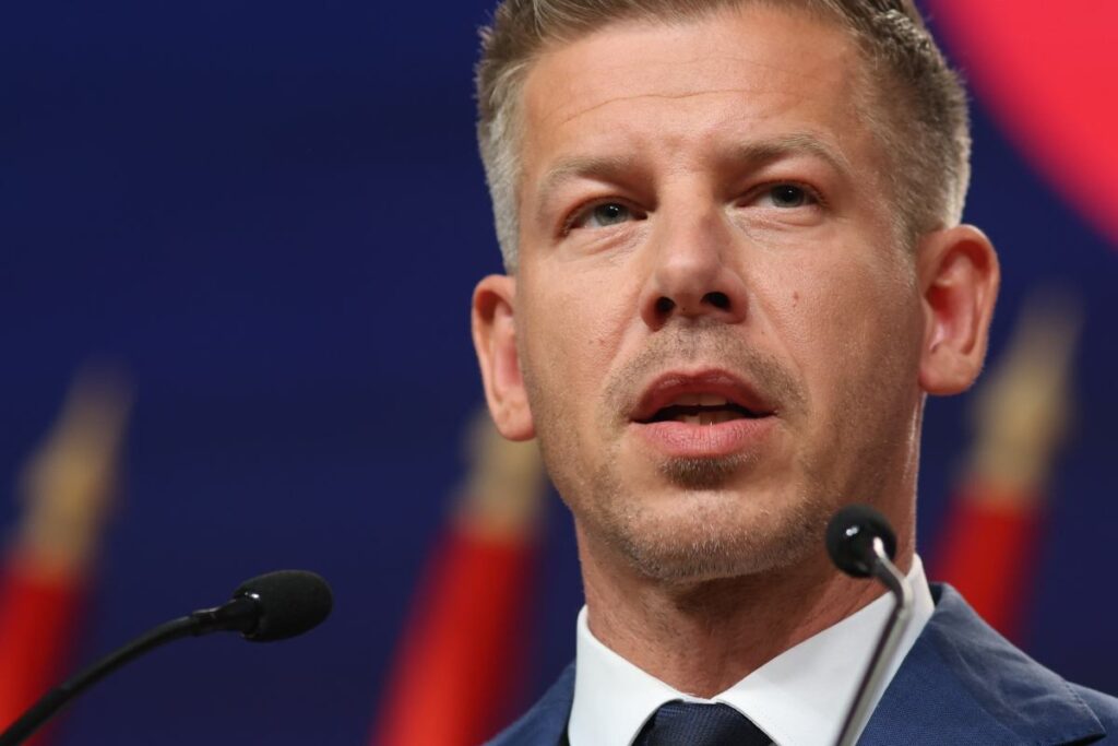 macaristan yeni hukumetiyle avrupa birligi ve bolgesel i sbirligine yoneliyor 65139