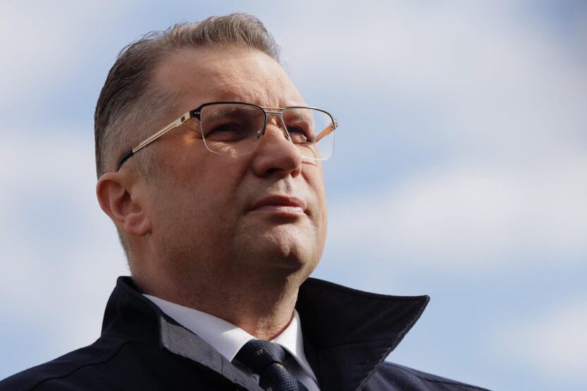 Morawiecki carnik i asiyor polonya da basbakanlik tercihi anket sonuclari 60704