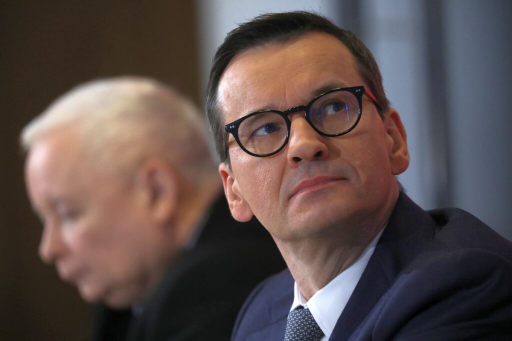 morawiecki nin yeni dernegi kaczy ski yi tedirgin etti 63052