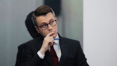 Morawiecki'nin yeni oluşumu pis i̇çinde gerginlik yaratıyor 2 Morawiecki nin yeni olusumu pis i cinde gerginlik yaratiyor 63677