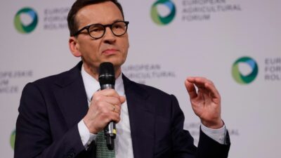 Morawiecki nin yeni siyasi girisimi i cin destek yuzde 16 7 de 58563