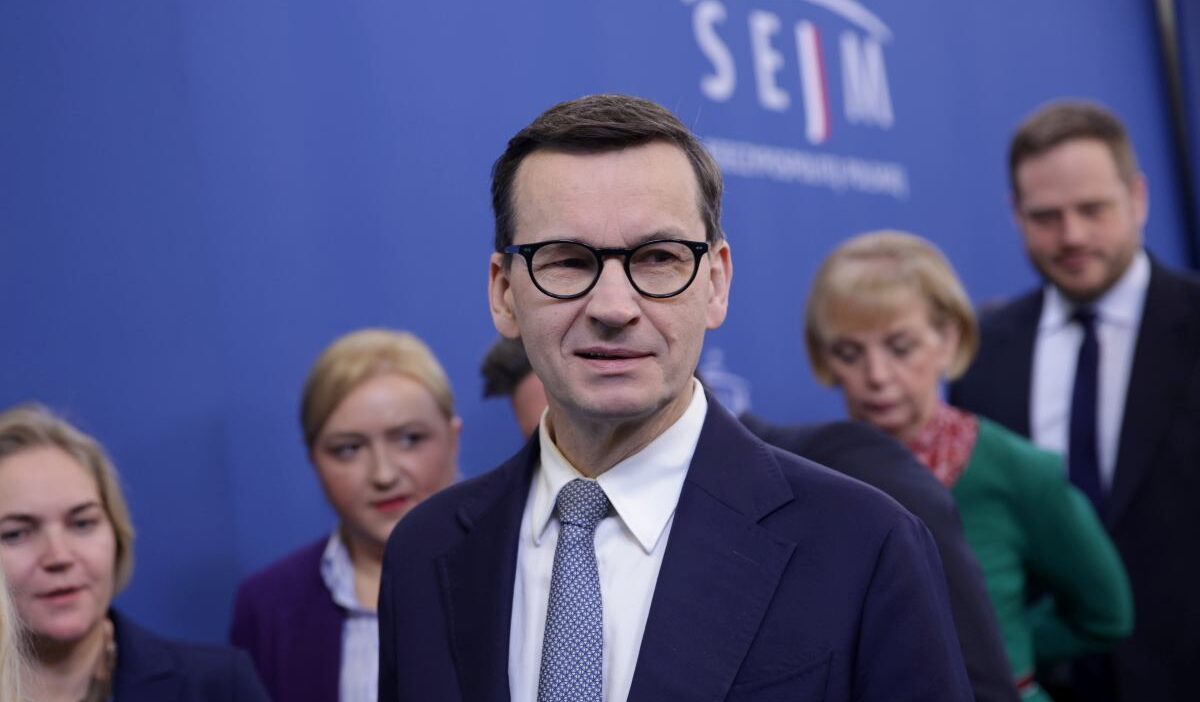 Morawiecki pis in radikal sag politikalarinin secim sonuclarina etkisini degerlendirdi 65661