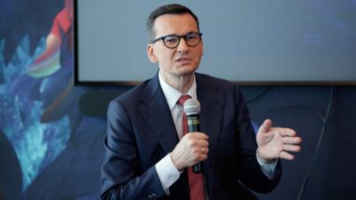 Morawiecki sag kanatta ayrisan secmenleri birlestirecek yeni bir platform kuruyor 58078