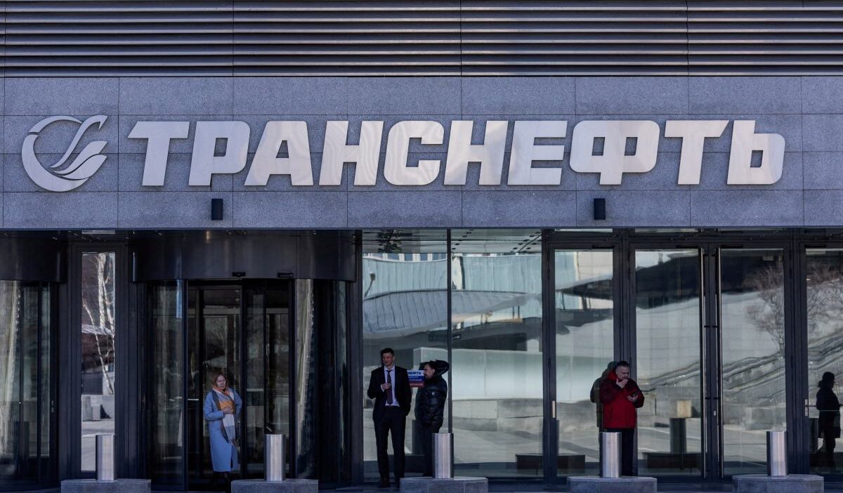 Noworosyjsk limanı'nda drone saldırısı sonrası yangın çıktı 1 Noworosyjsk limani nda drone saldirisi sonrasi yangin cikti 59107