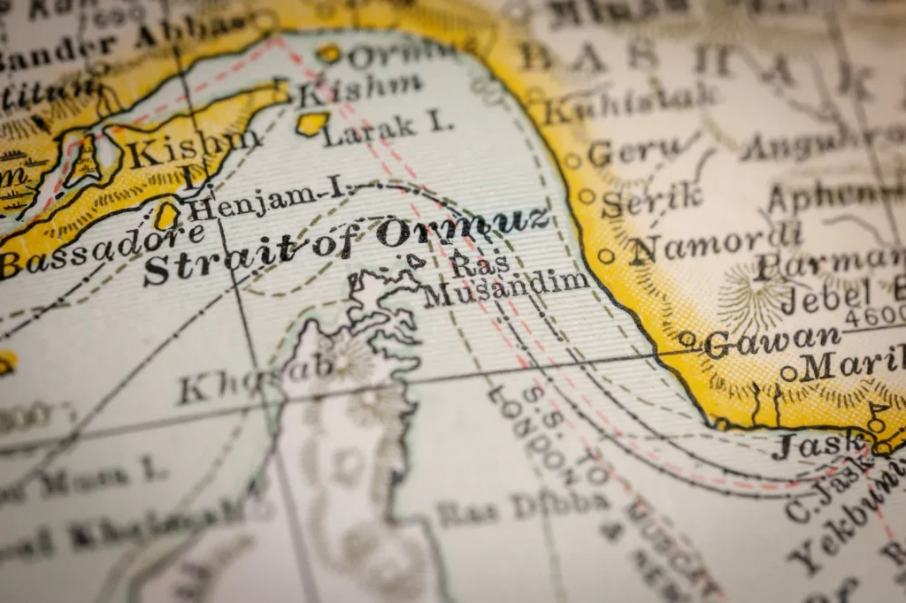 ormuz bogazi kapanmasi enerji krizi suresini uzatiyor 59835