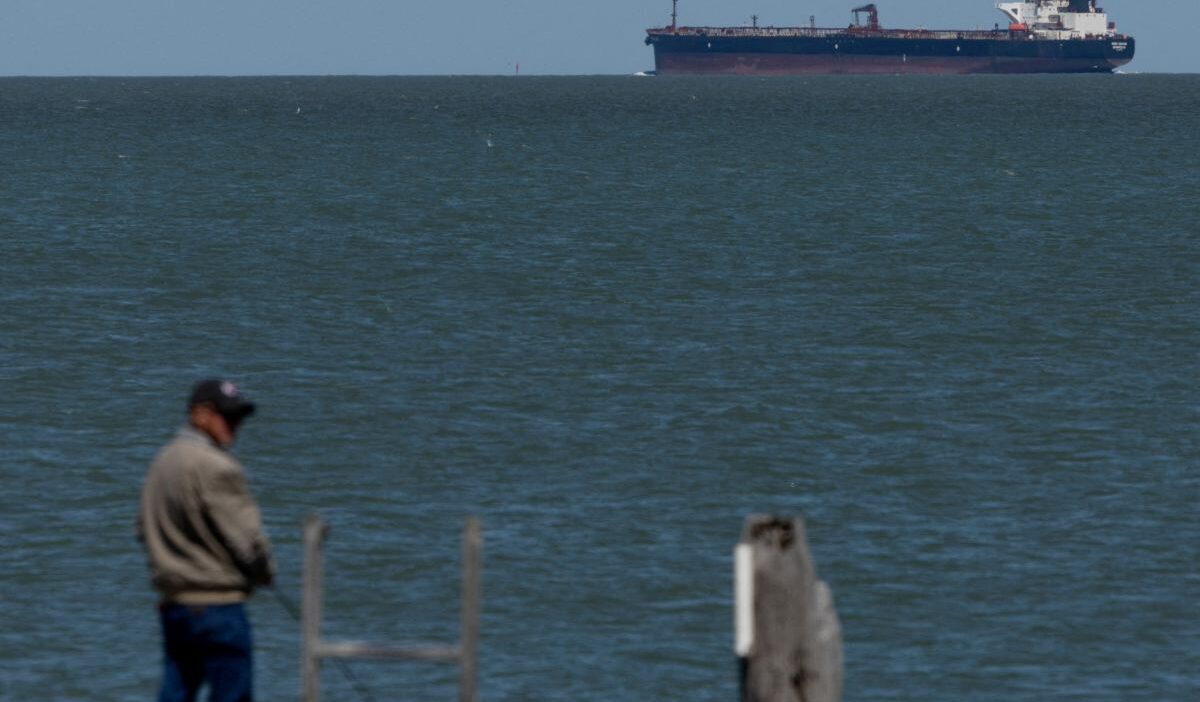 Ormuz bogazi lubnan ateskesiyle ticari gemilere tamamen acildi 63022