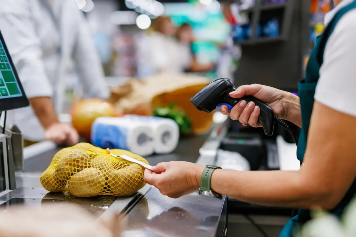 Perakende sektorunde ucret artislari 2026 da en yuksek maaslari sunan marketler 67370