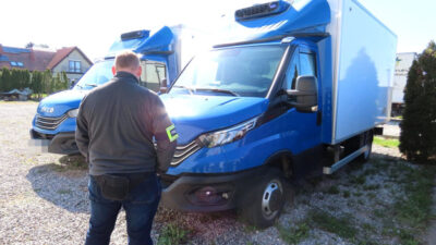 Piasecznie polisi yaklasik 500 bin z oty degerinde araclari hizla ele gecirdi 65982