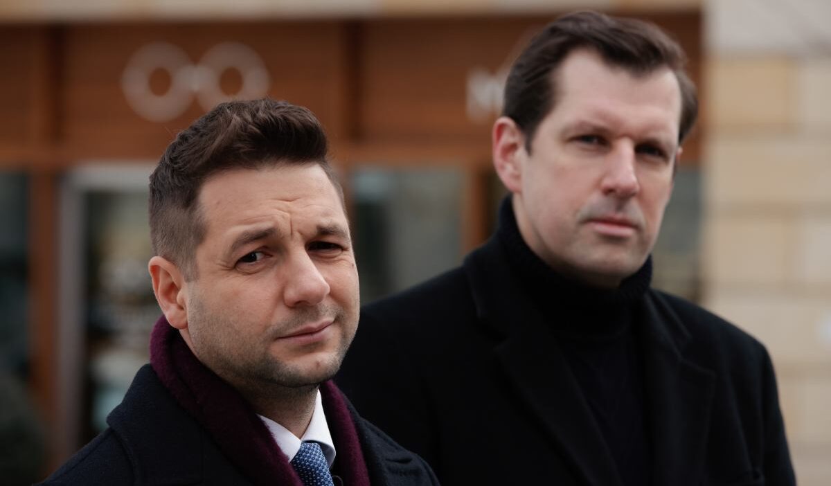 Pis i cindeki catismalar kaczy ski nin basbakan adayi belirlemesiyle i liskilendiriliyor 63439