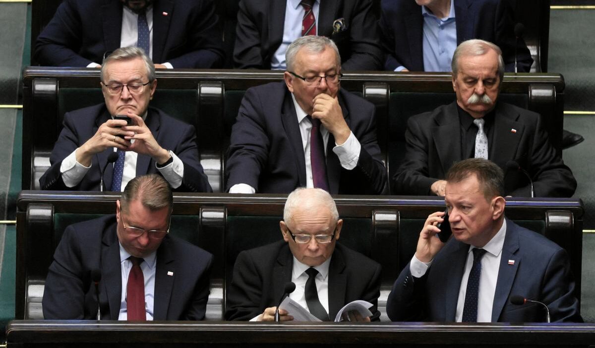 Pis lideri kaczy ski den morawiecki nin yeni dernegine uyari secim listelerinde yer yok 62907