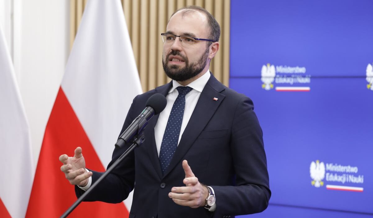 Pis te yeni olusum tartismasi szczucki nin morawiecki ile baglantisi partide gerginlik yaratiyor 62837