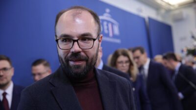 Pis ten krzysztof szczucki ye disiplin cezasi partiyi yoneticiler arasinda gerilim 58308