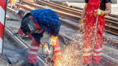 Politeknik ve bagimsizlik caddesi kavsaginda tramvay hattinda hafta sonu calisma 65467