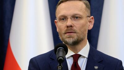 Polonya anayasa mahkemesi hakimlerinin yemin töreni cumhurbaşkanı tarafından erteleniyor 3 Polonya anayasa mahkemesi hakimlerinin yemin toreni cumhurbaskani tarafindan erteleniyor 59981