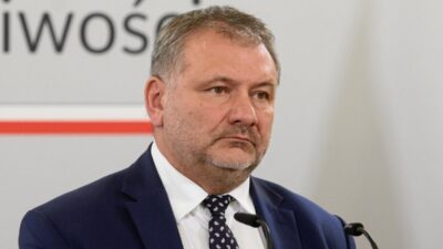 Polonya anayasa mahkemesi'nde görevlendirme krizi: cumhurbaşkanı yeminleri tanımıyor, soruşturma başlatıldı 3 Polonya anayasa mahkemesi nde gorevlendirme krizi cumhurbaskani yeminleri tanimiyor sorusturma baslatildi 61566