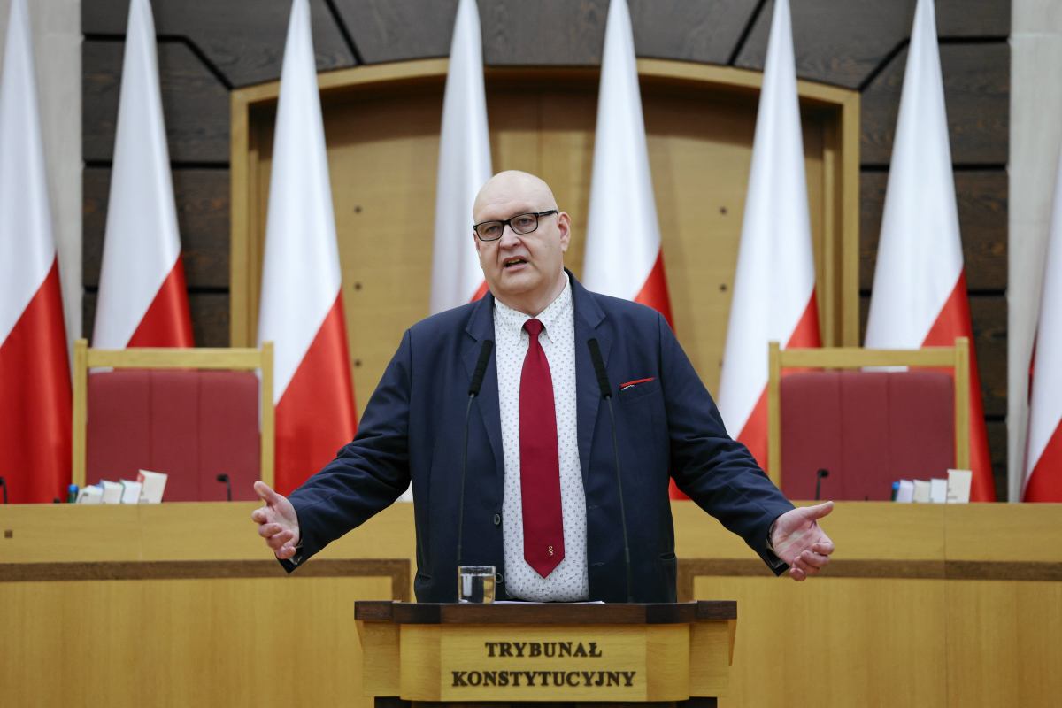 Polonya anayasa mahkemesi nde yemin krizi baskan ve parlamento arasinda anayasal catisma 60216