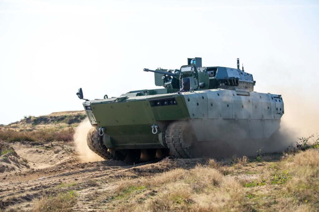 polonya avrupa birligi fonlarindan savunma harcamalari i cin zamanla yarisiyor 64291