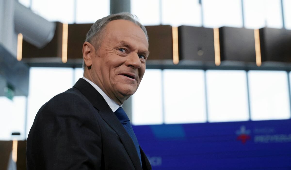 Polonya basbakani tusk macaristan secimleri avrupa da demokrasiye umut verdi 65970