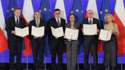 Polonya cumhurbaşkanı, anayasa mahkemesi üyelerinin yeminini geçersiz saydı 2 Polonya cumhurbaskani anayasa mahkemesi uyelerinin yeminini gecersiz saydi 60233