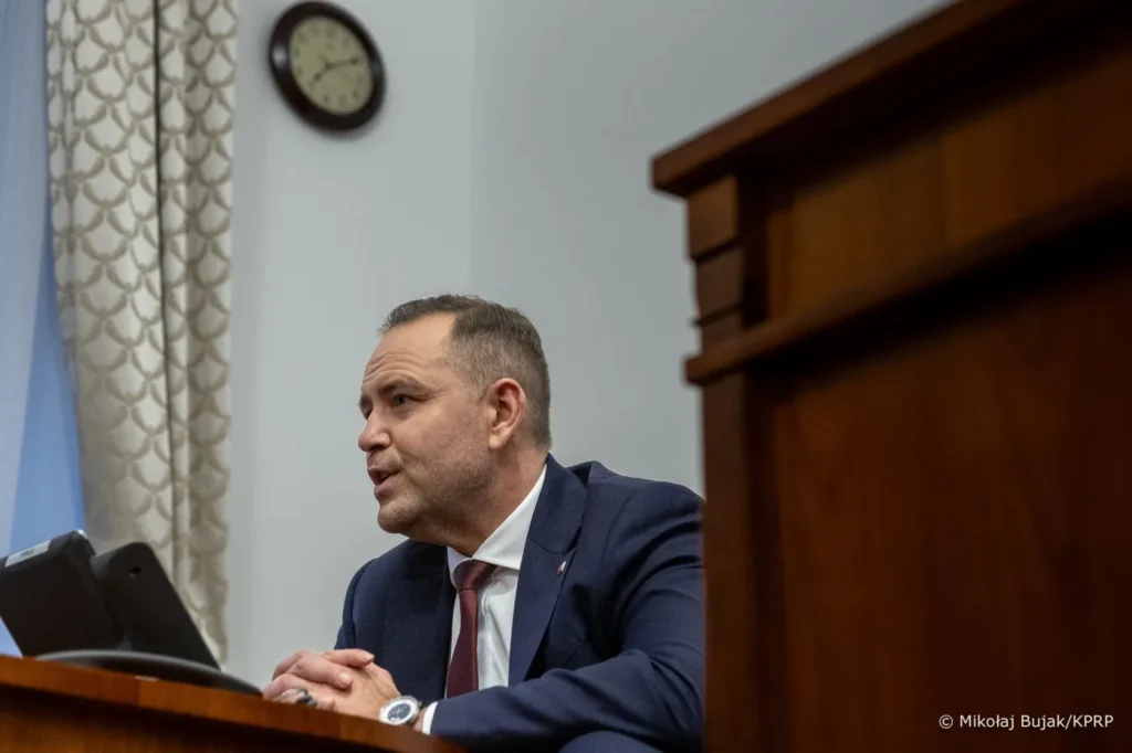 polonya cumhurbaskani demiryolu tasiyicilari i cin kasa sistemi uygulamasini erteleyen yasa tasarisini i ncelemeye sevk etti 58071