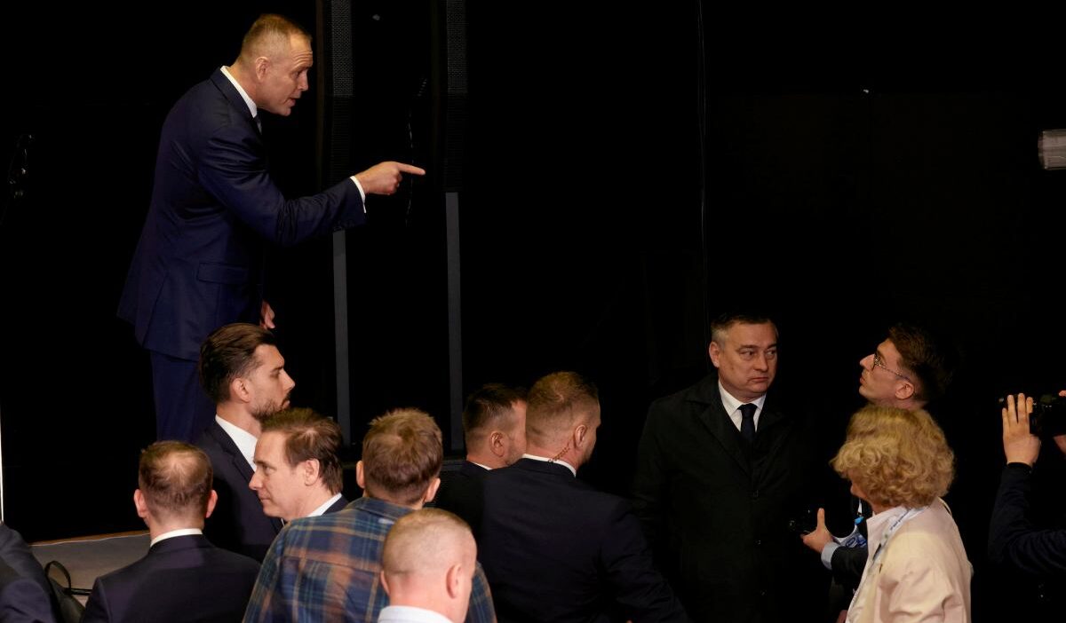 Polonya cumhurbaskani nawrocki orban la i liskisini ve putin e karsi tutumunu savundu 63117