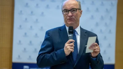 Polonya cumhurbaskani nawrocki wsi raporu ekini meclise gonderdi meclis baskani czarzasty gizlilik uyarisi yapti 66668