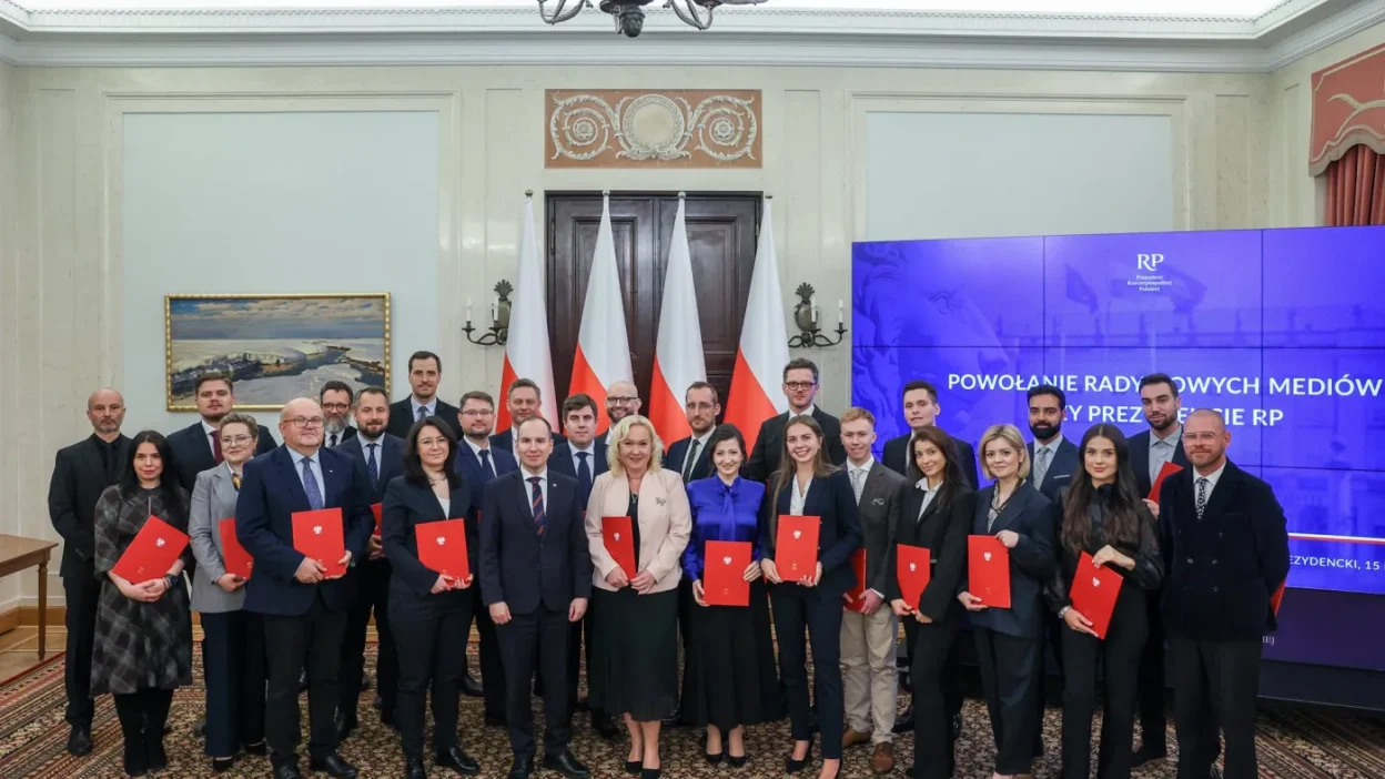 Polonya cumhurbaşkanı'nın yeni medya konseyi kurması tartışma yarattı 1 Polonya cumhurbaskani nin yeni medya konseyi kurmasi tartisma yaratti 62416