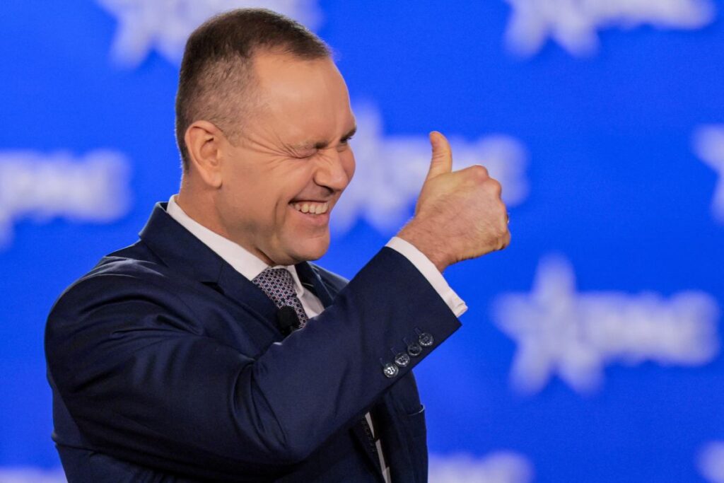 polonya cumhurbaskanligi nin kamuoyu arastirmalari i cin yaptigi harcamalar arastirma konusu oldu 60257