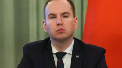 Polonya cumhurbaskanligi yardimcisi andruszkiewicz hakkinda sahtecilik i ddianamesi 64122