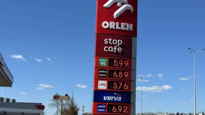Polonya da akaryakit fiyatlarina yeni duzenleme hafta sonu dolumlari pahalilasacak 65951