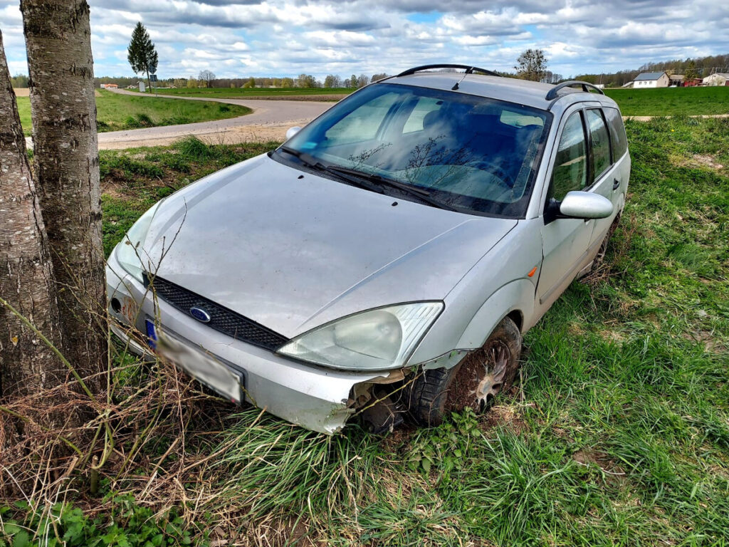 polonya da alkollu surucu kaza yapti gozaltina alindi 67436