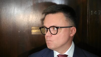 Polonya'da anayasa mahkemesi hakimleri yemin tartışması koalisyonu sarsıyor 2 Polonya da anayasa mahkemesi hakimleri yemin tartismasi koalisyonu sarsiyor 57442