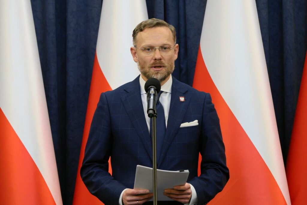 polonya da anayasa mahkemesi hakimlerinin yemin toreni gerceklesti 57642